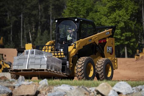 cat skid steer ground.strap|170.